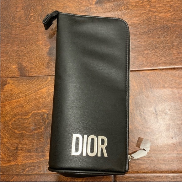 Dior Handbags - Dior makeup pouch